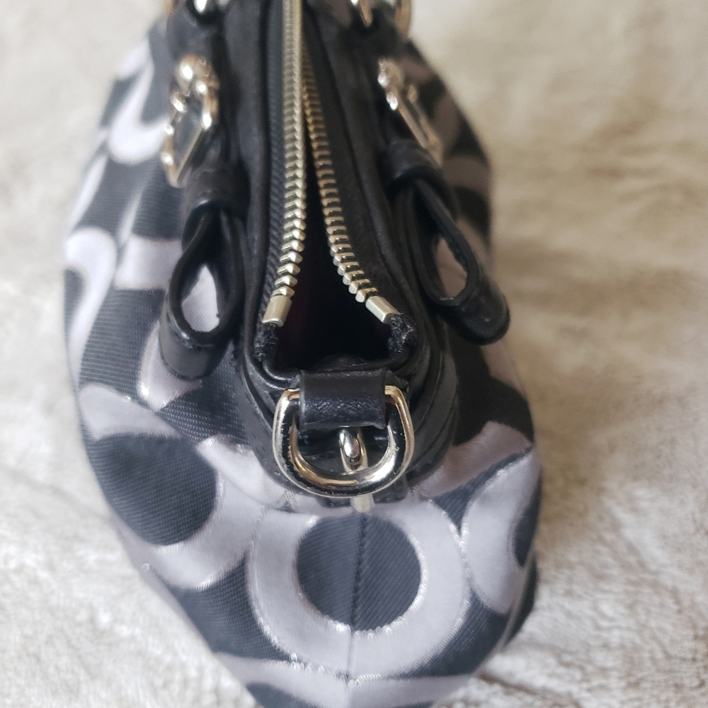 Coach Black and Gray Signature Handbag - Picture 11 of 13